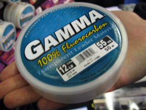 Le fluorocarbone GAMMA 12Lb, à tester cette saison lorsque les bars sont peu mordeurs.
